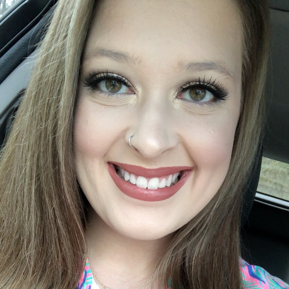 Meet your Posher, Hailey